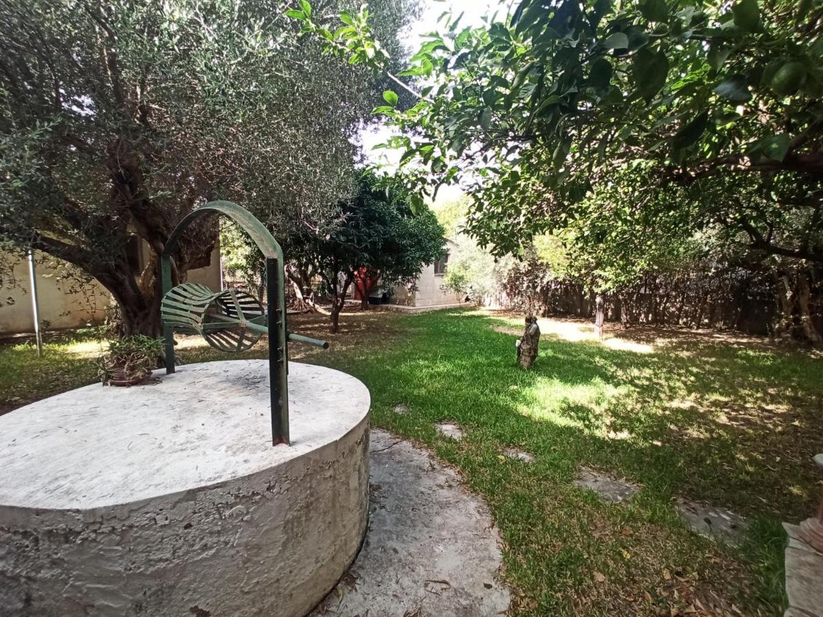 Ferienwohnung Σπίτι Στο Ρίο Πατρών Με Κήπο - Detached House In Rio With Garden Exterior foto